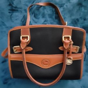 Dooney & Bourke
